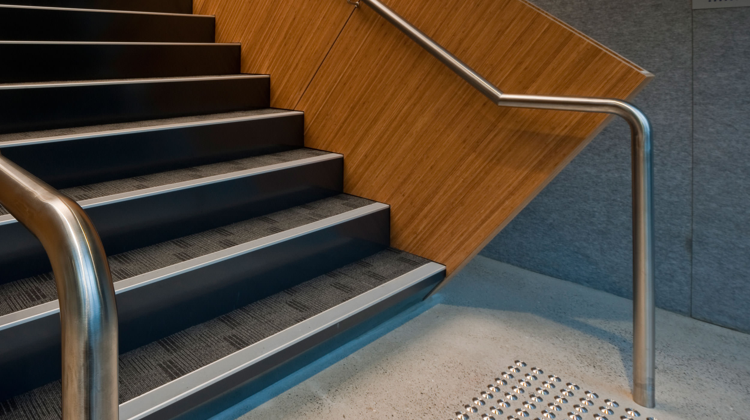Recessed Riser Tile Exposed steel riser with carpet tile tread | Active Metal