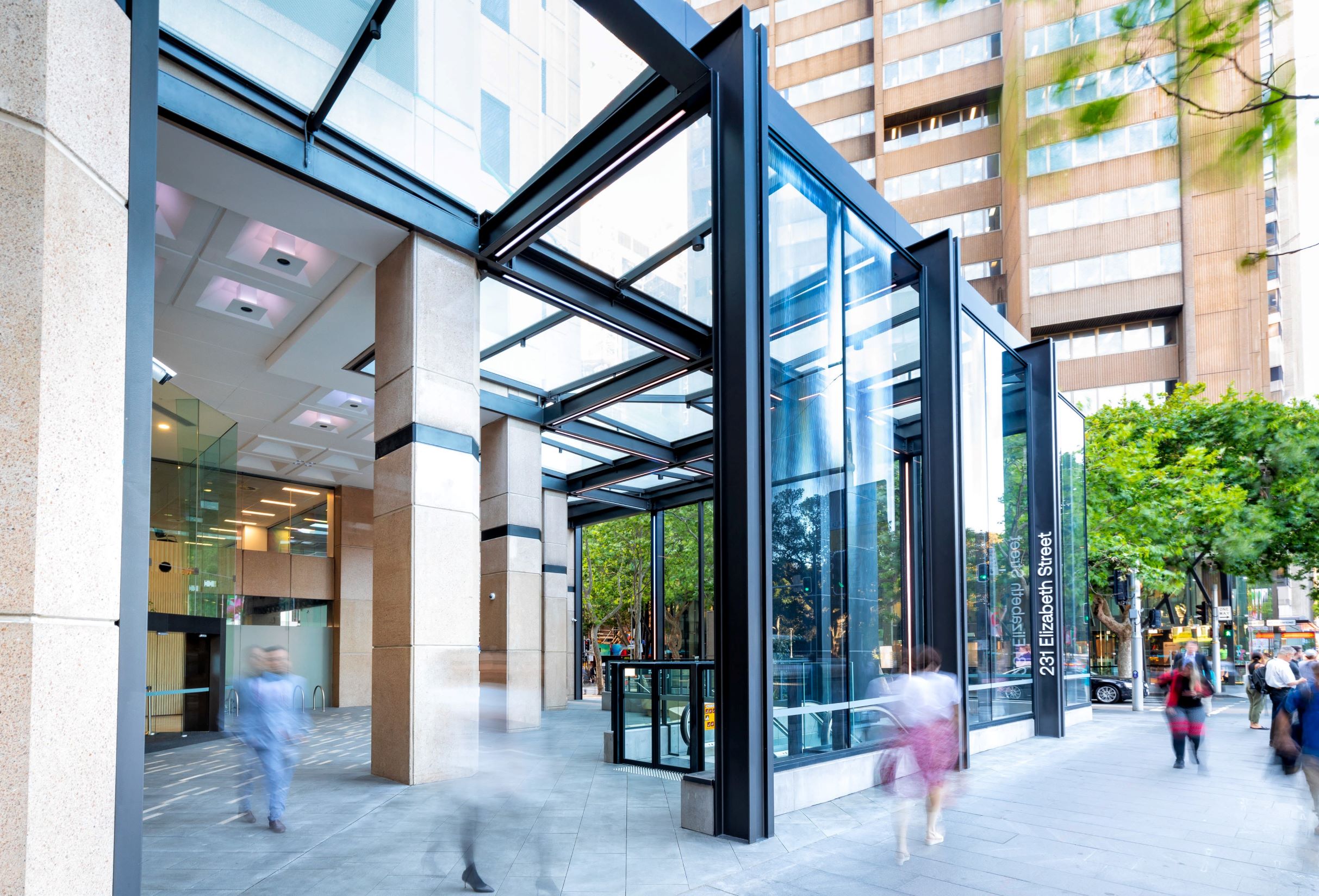 231_Elizabeth_St_Awning